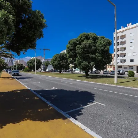 Brasil Avenue By Rent4all Apartment *