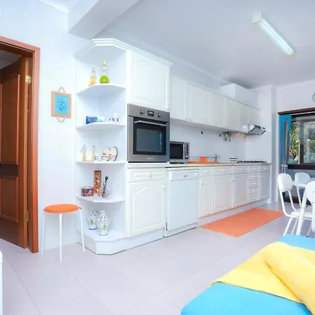 Brasil Avenue By Rent4all Apartment